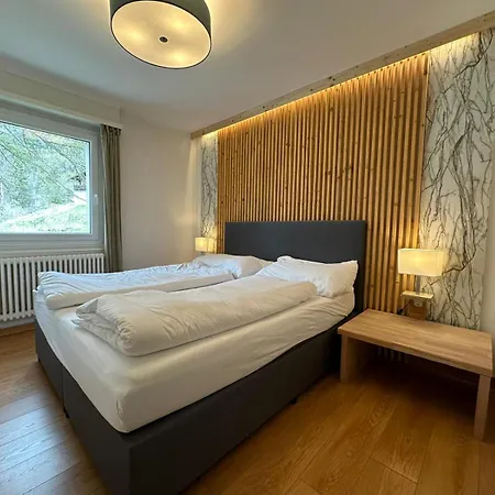 Center, Sauna, View - Haus Linaria Апартаменты Лойкербад