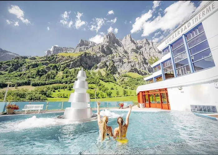 Center, Sauna, View - Haus Linaria 洛伊克巴德